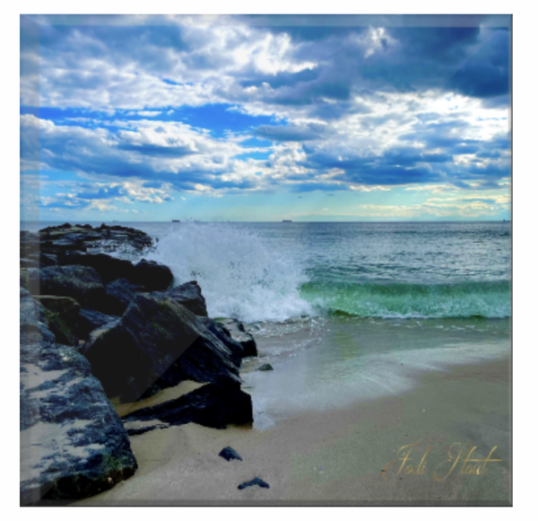 beach scene at Point Lookout by Jodi Stout photographer